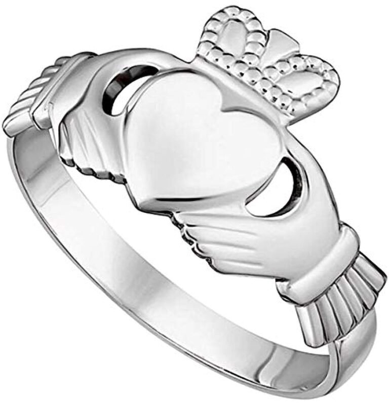 Silver Claddagh ring featuring a heart, crown, and clasped hands